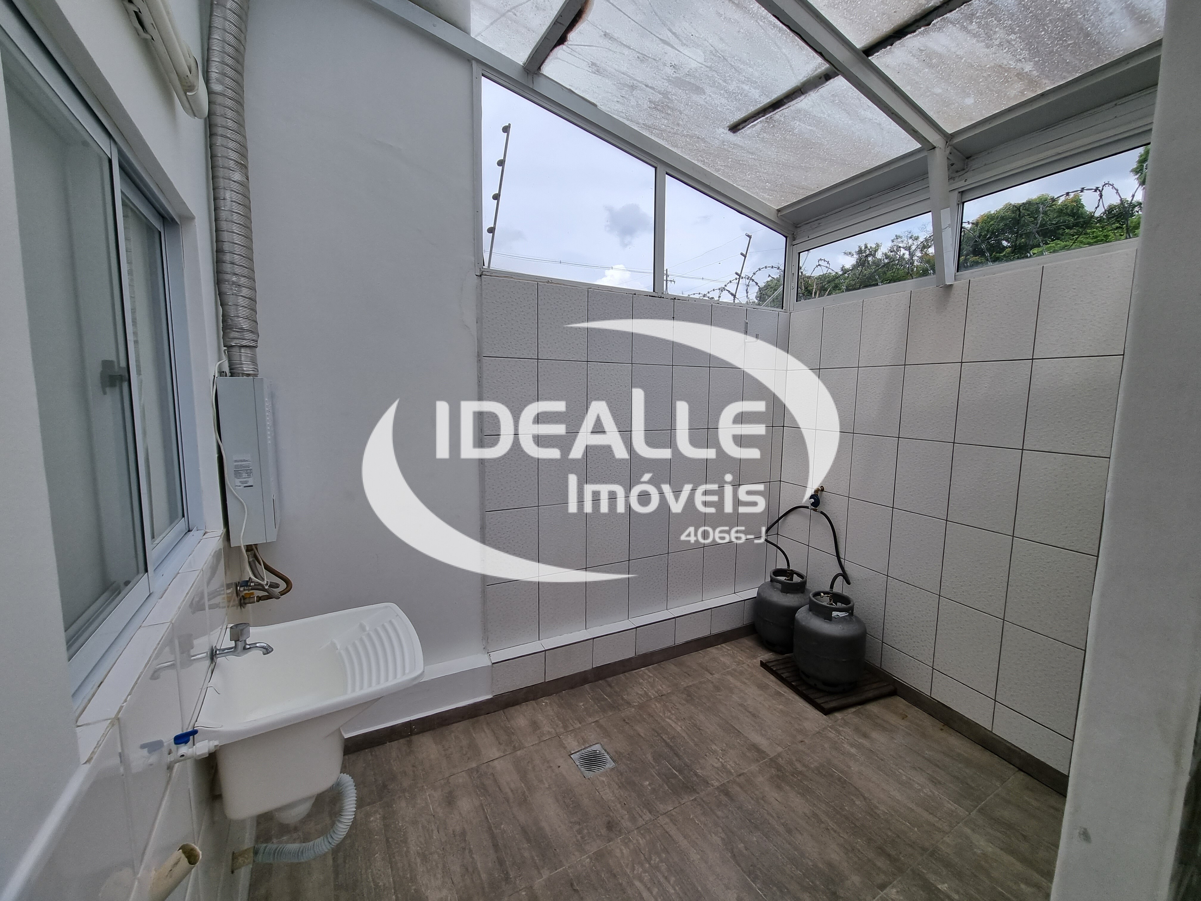 COND. RESIDENCIAL JARDIM ITÁLIA