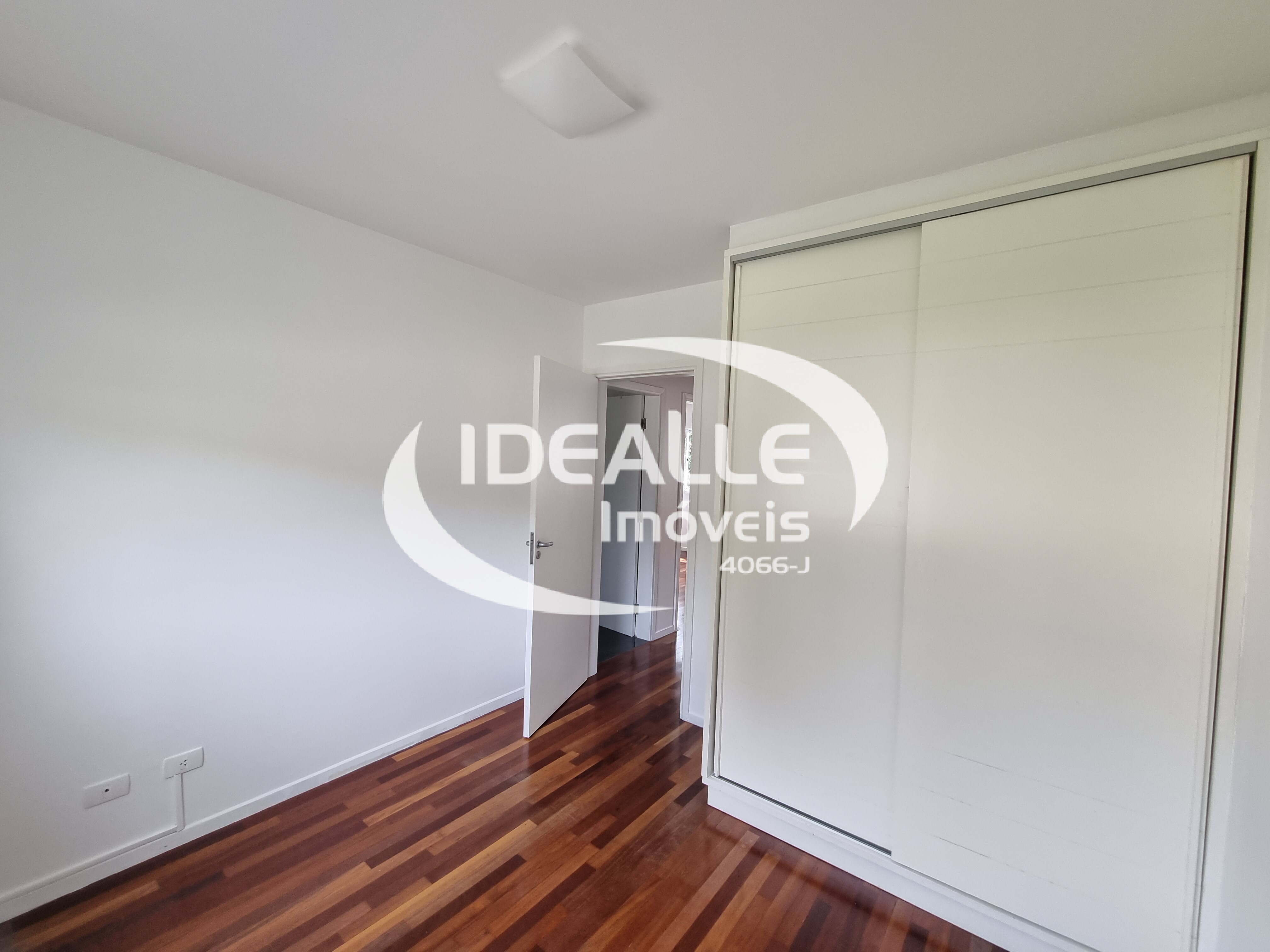 COND. RESIDENCIAL JARDIM ITÁLIA