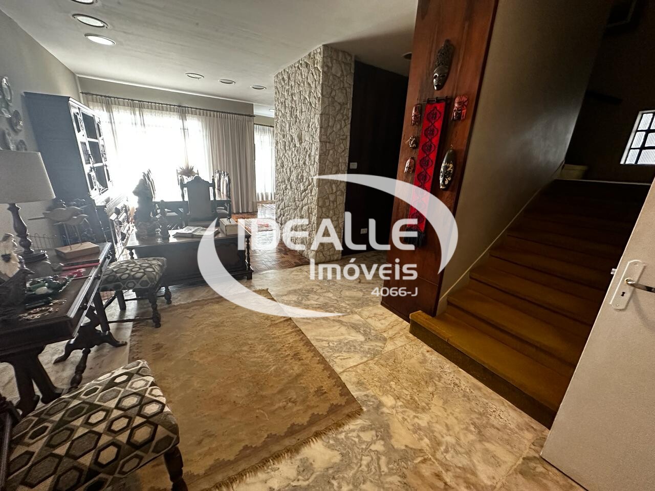 Casa Residencial/Comercial Hugo Lange