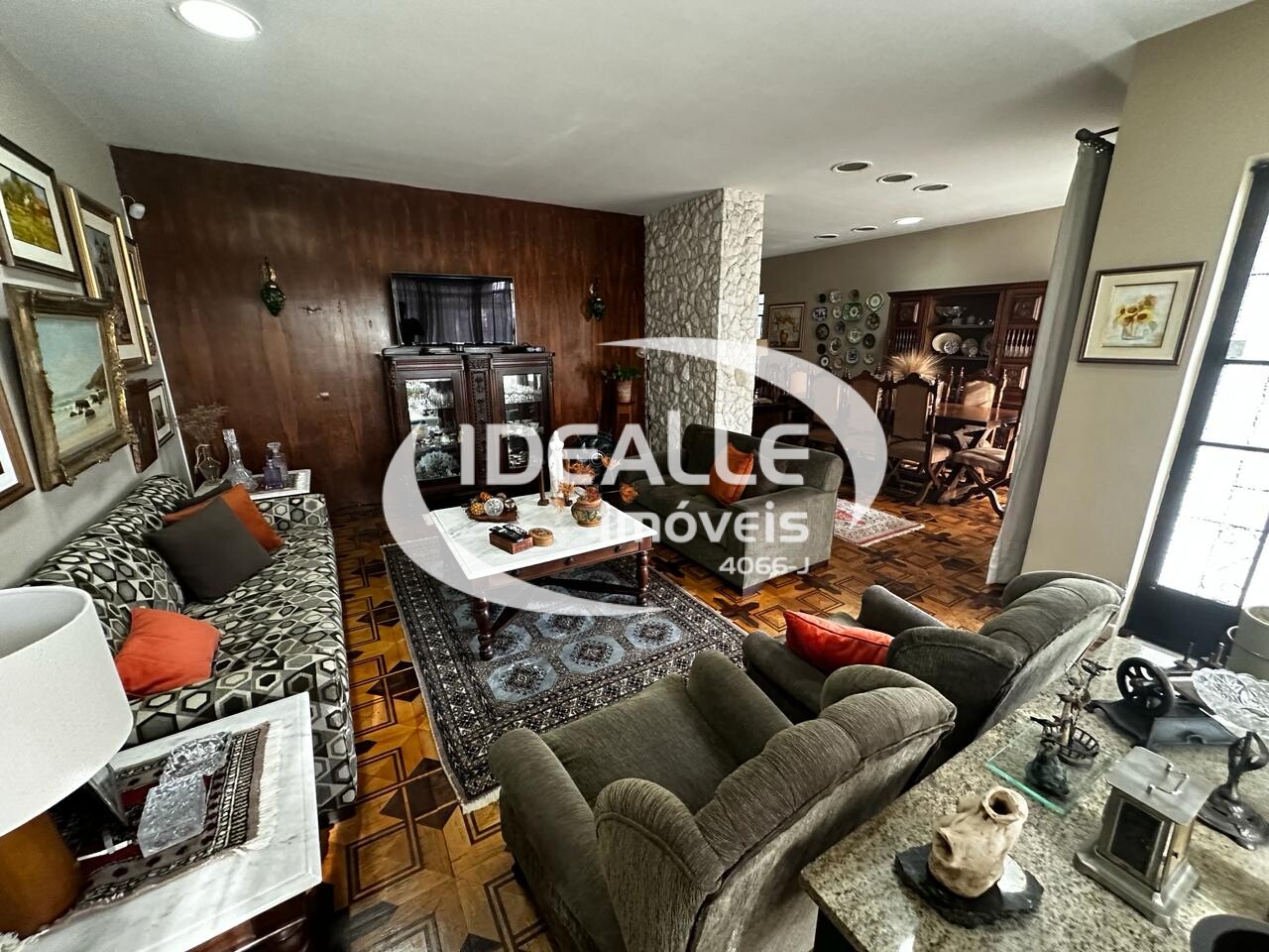 Casa Residencial/Comercial Hugo Lange