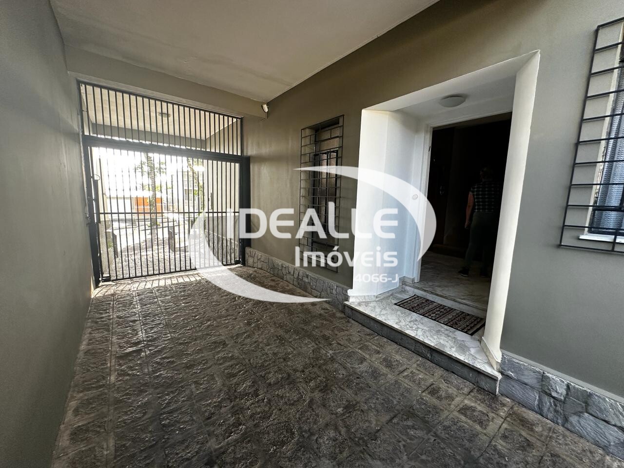 Casa Residencial/Comercial Hugo Lange
