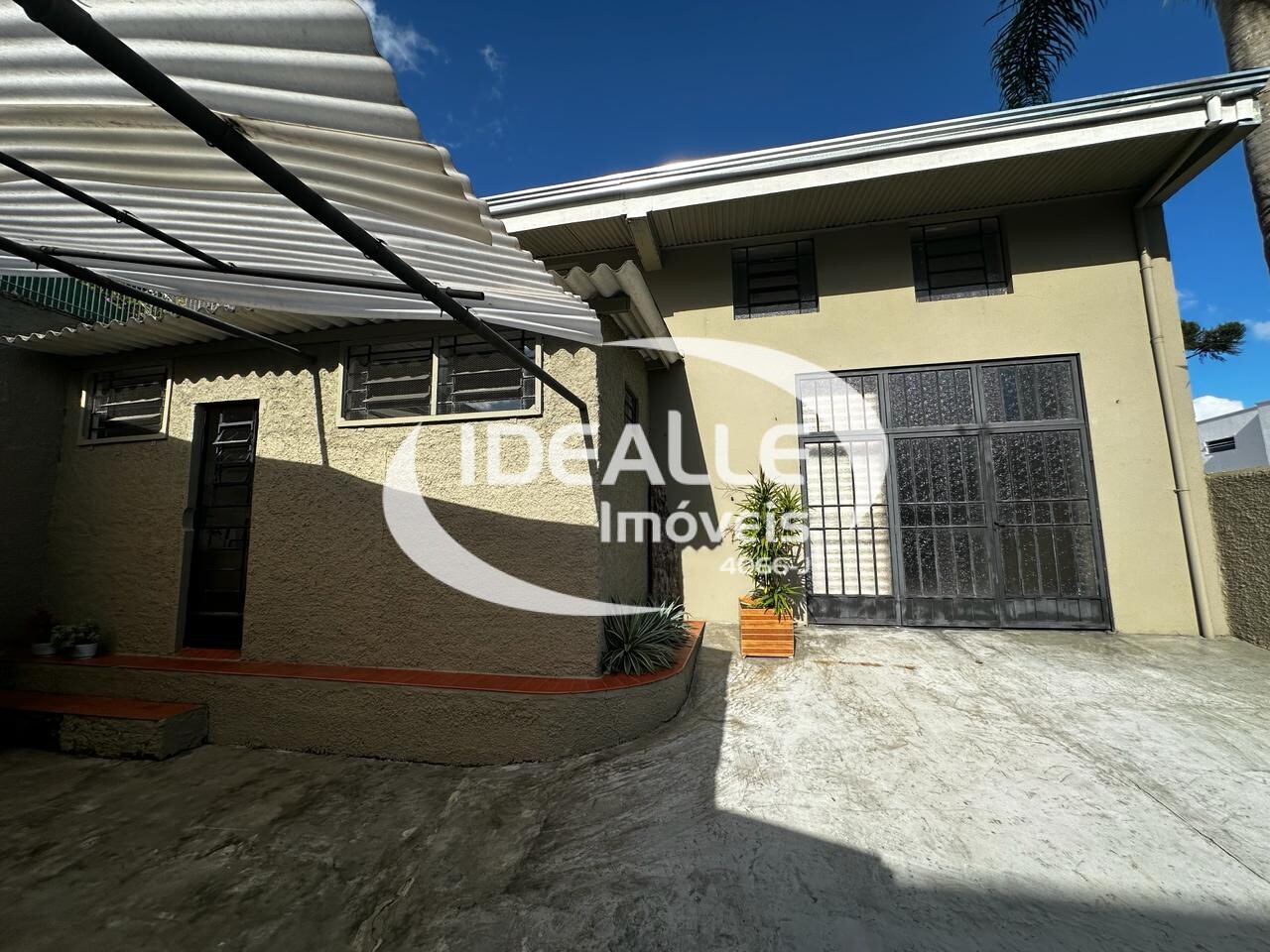 Casa Residencial/Comercial Hugo Lange