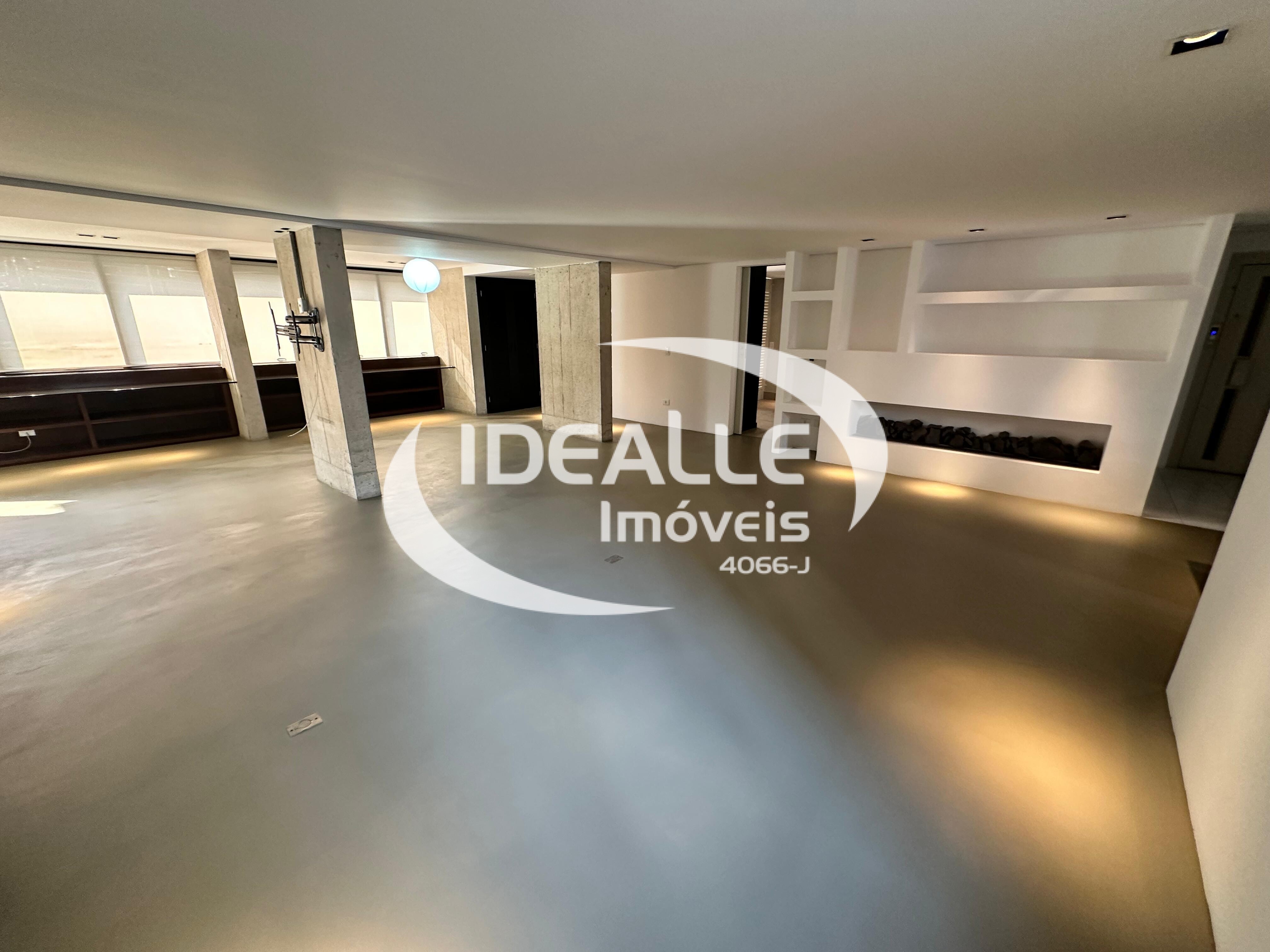 ED. PALAIS ROYAL