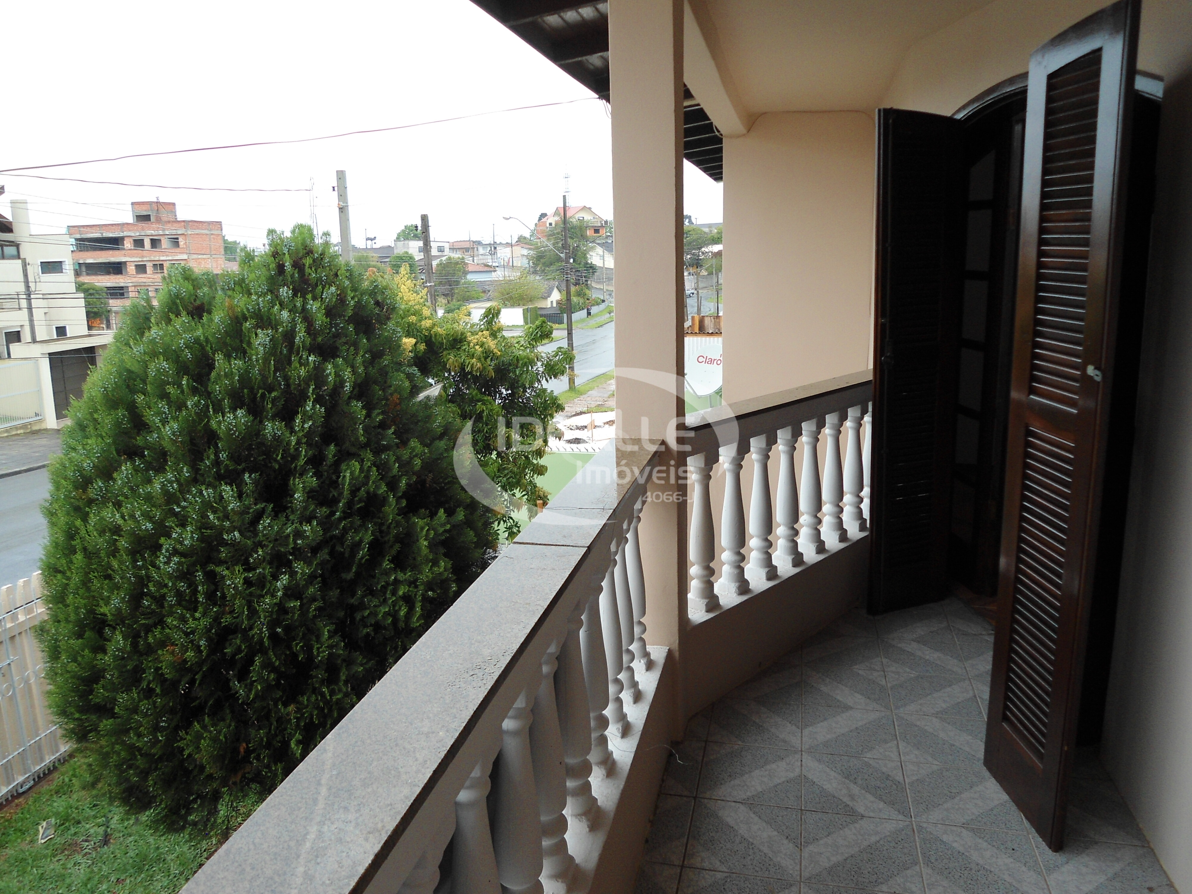 Sobrado em São Jose dos Pinhais