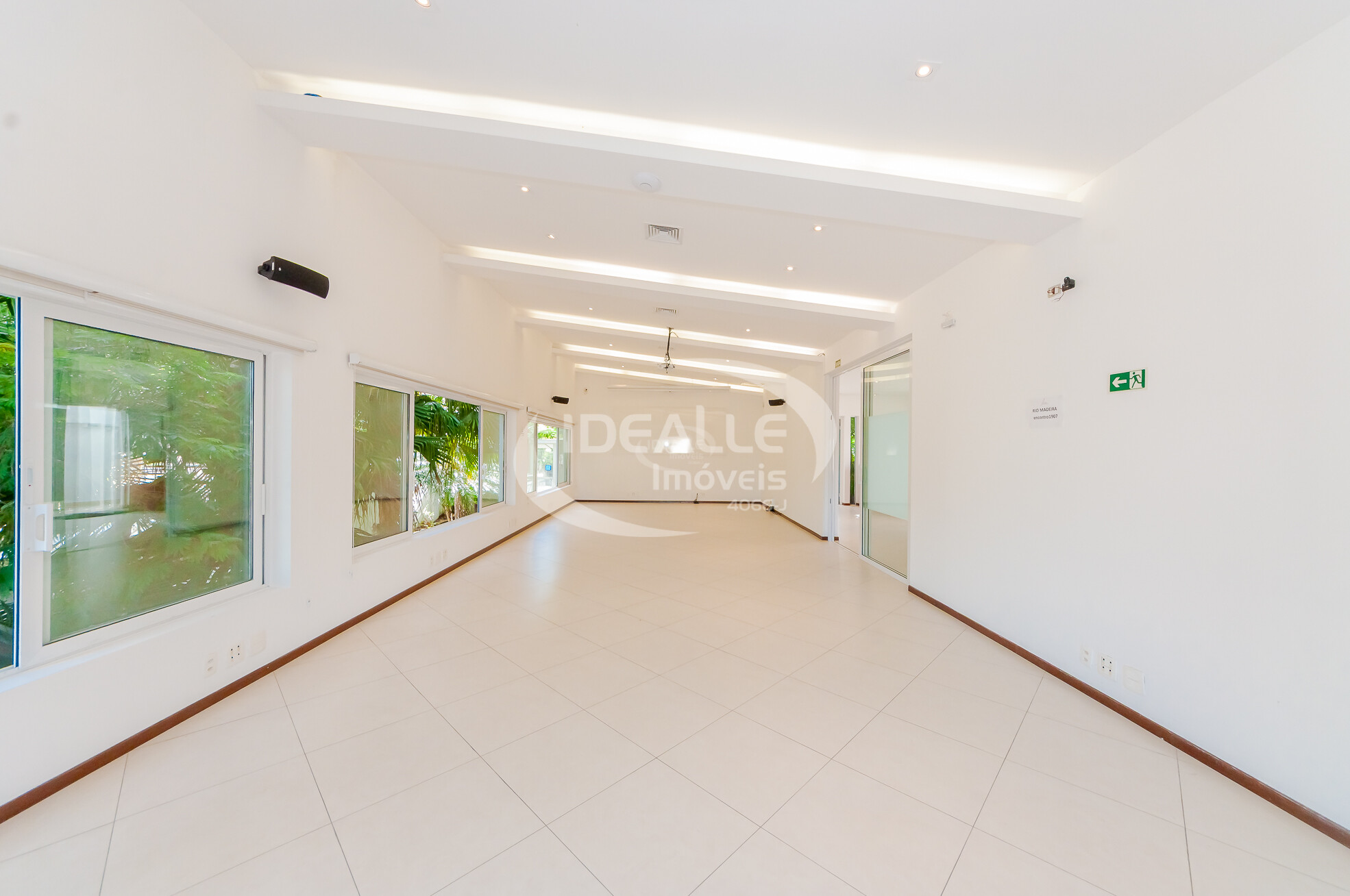 CASA COMERCIAL BOM RETIRO