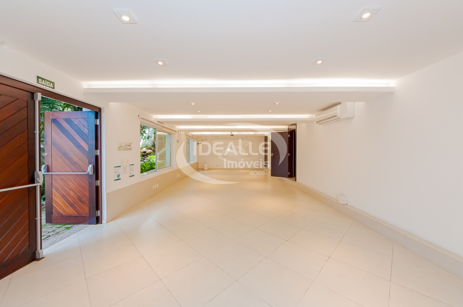 CASA COMERCIAL BOM RETIRO