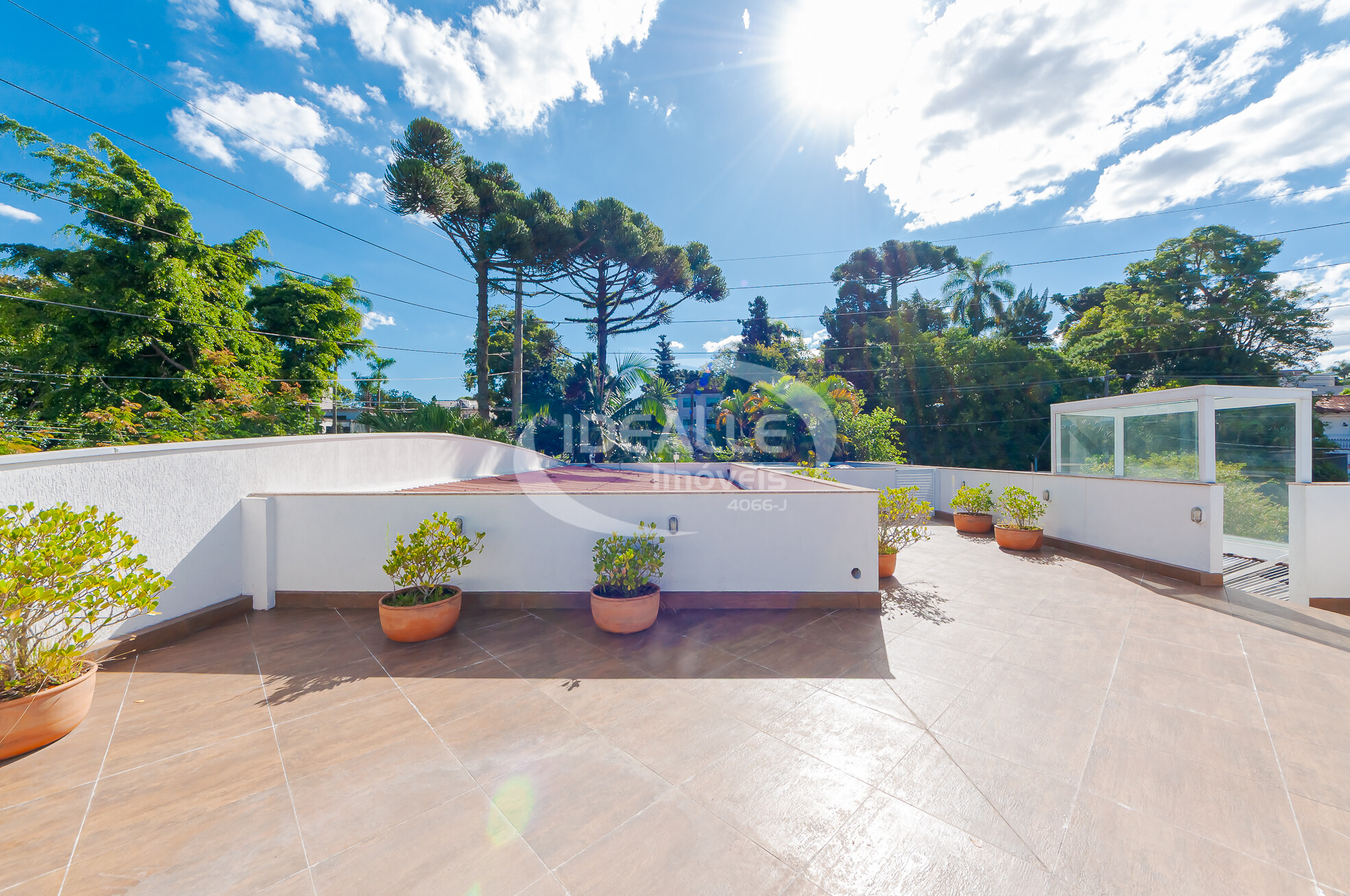 CASA COMERCIAL BOM RETIRO