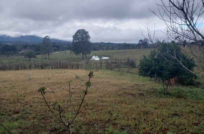 Terreno em Quatro Barras