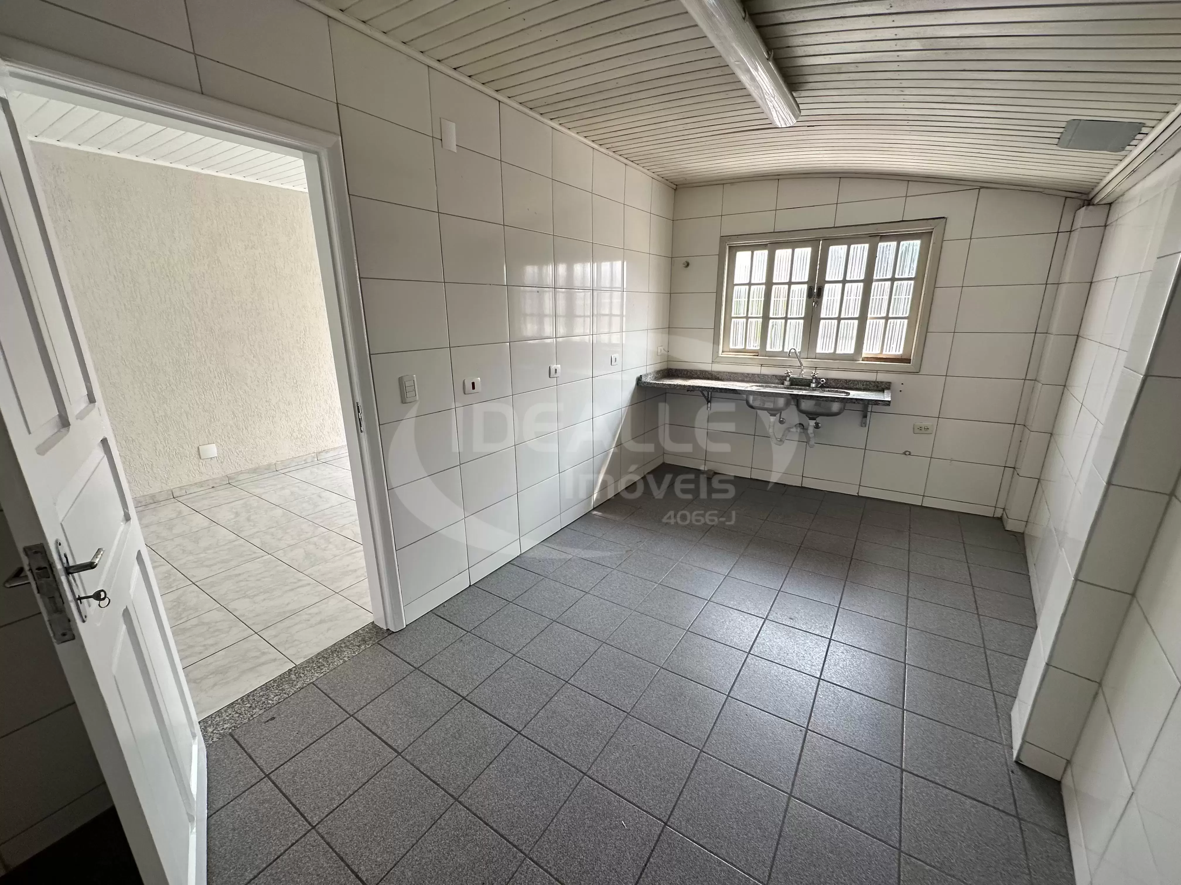 Casa Comercial Seminário