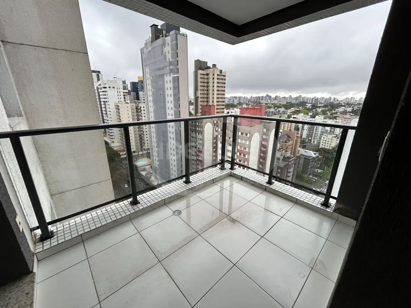 Ed. Champagnat 2540 Residence