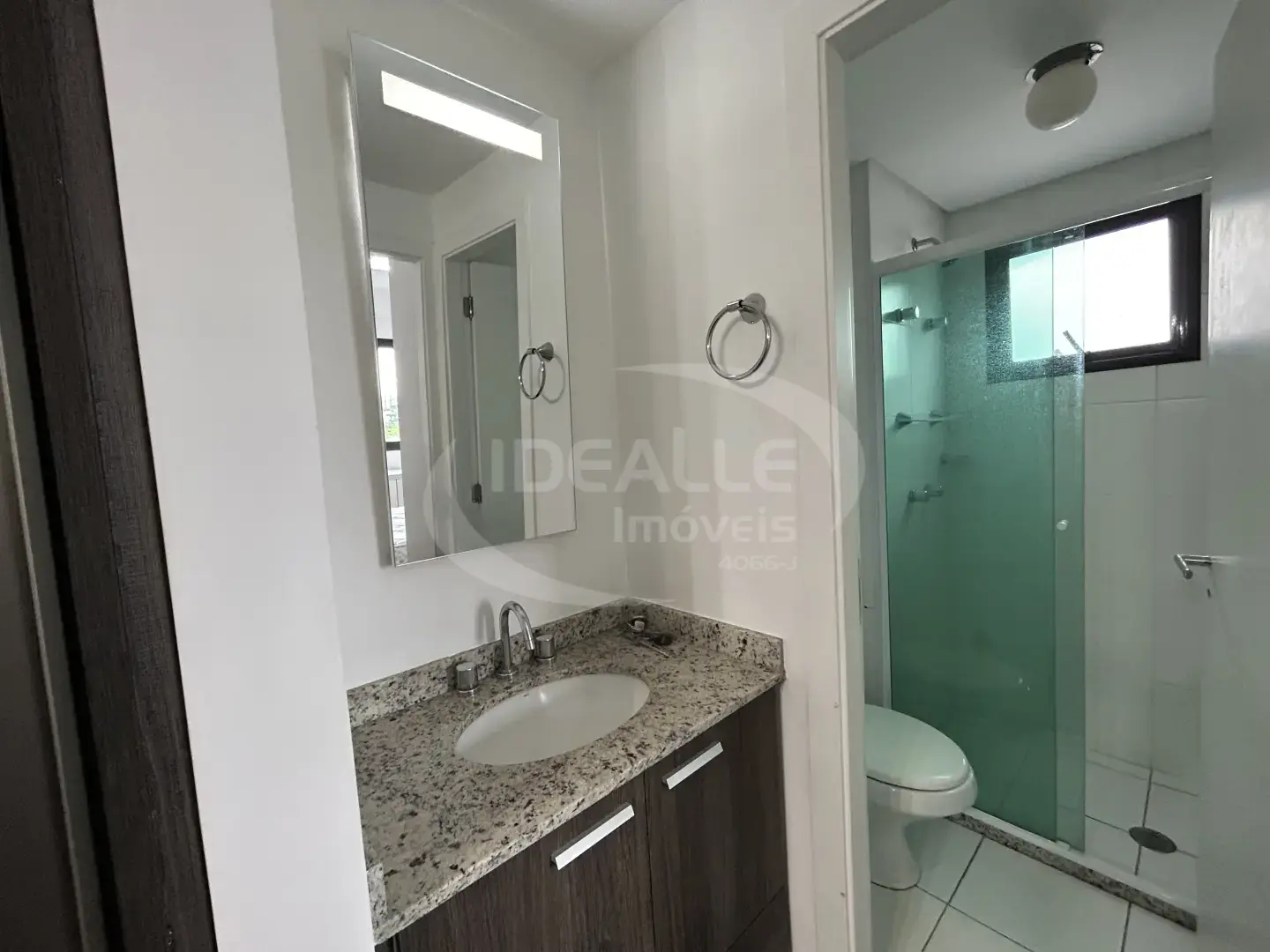 Ed. Champagnat 2540 Residence