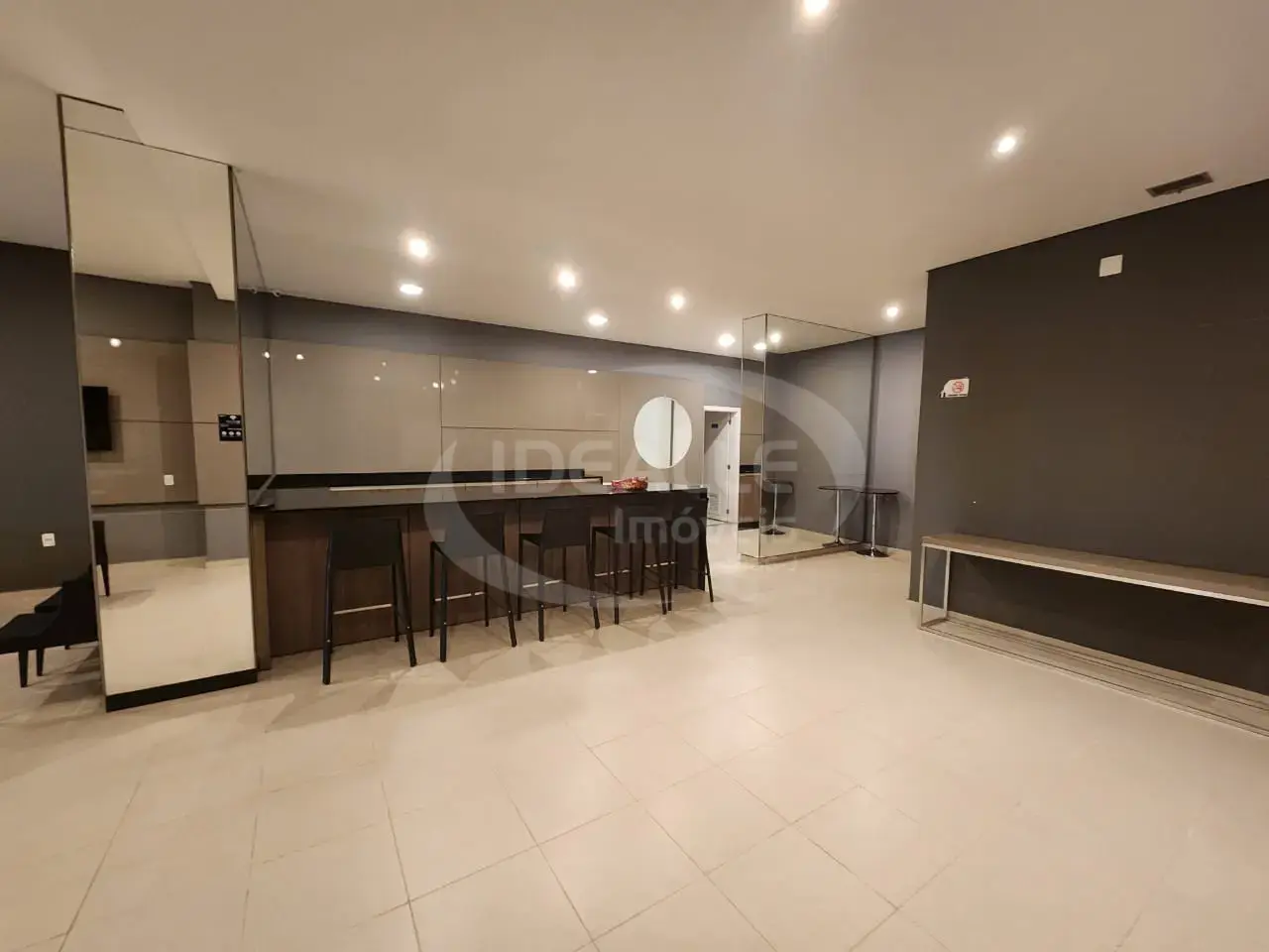 Ed. Champagnat 2540 Residence