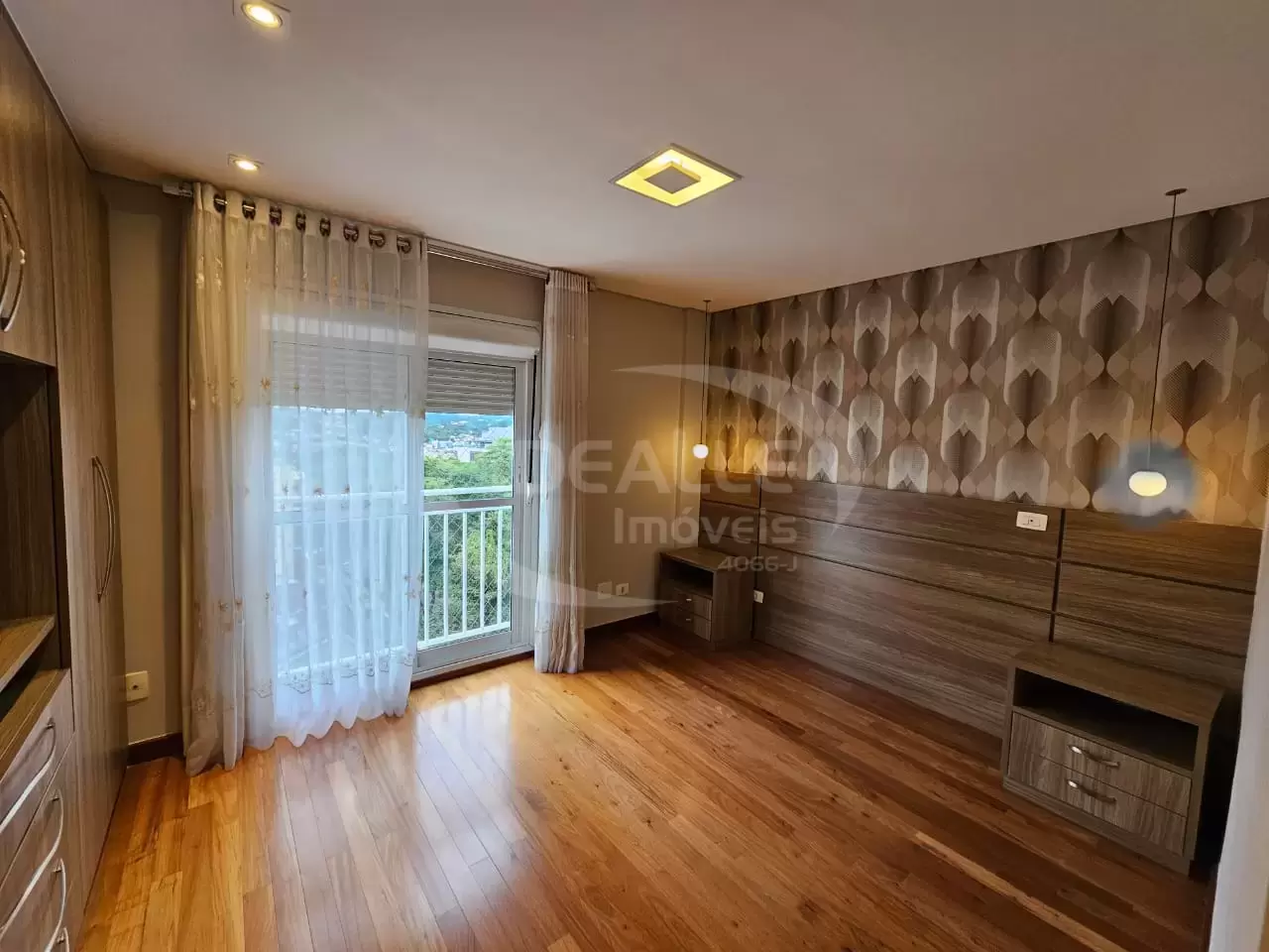 Ed. Residencial Jardins