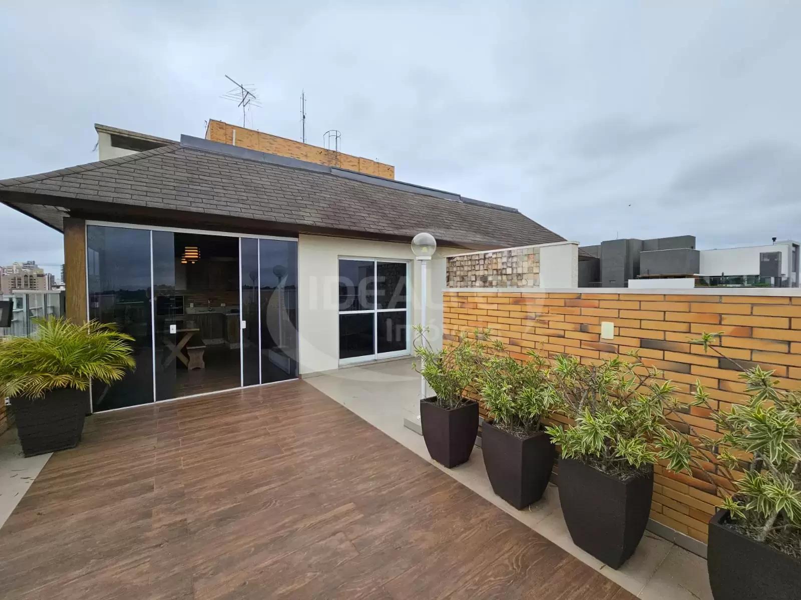 Ed. Residencial Jardins