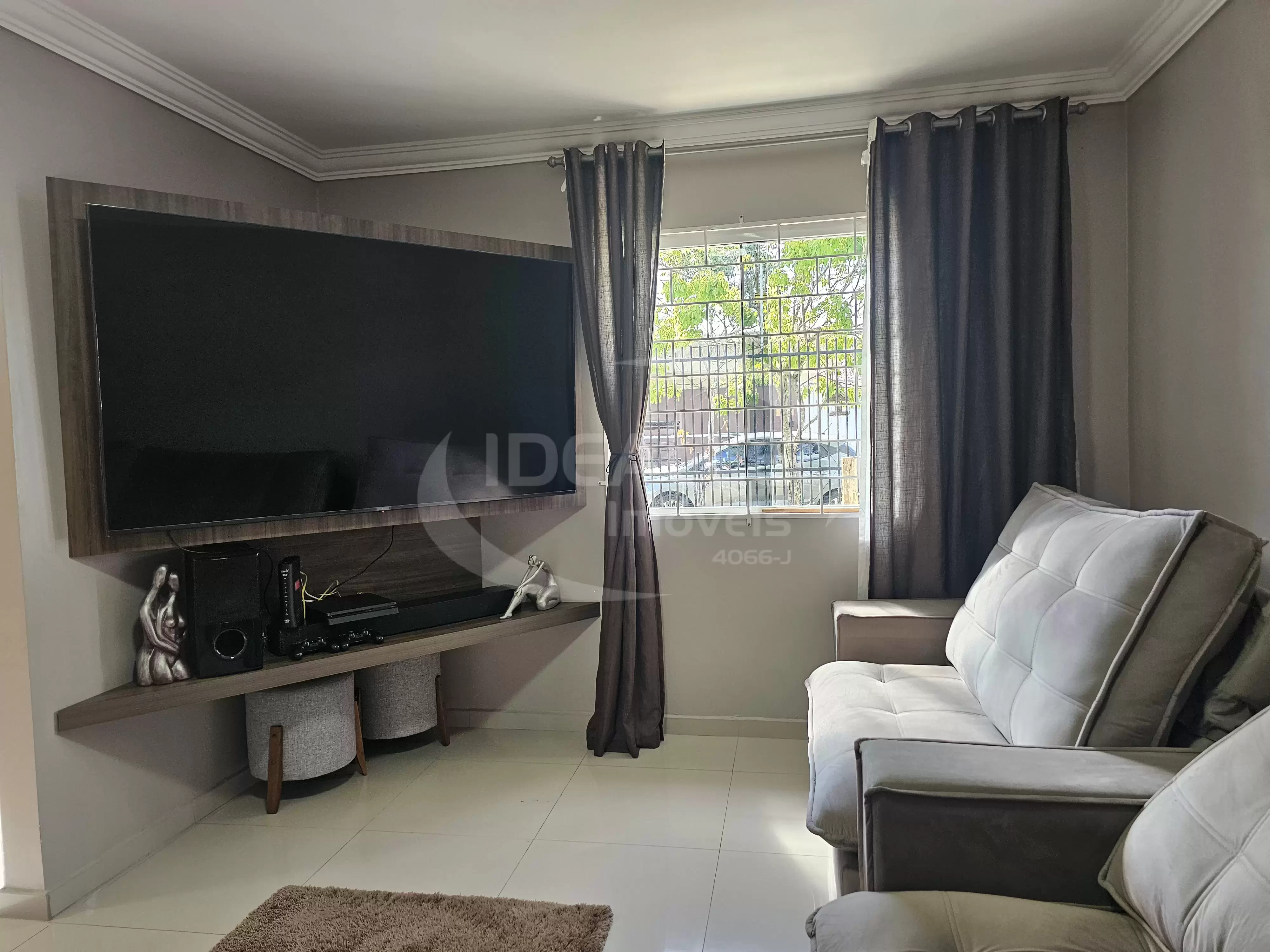 Sobrado em São José dos Pinhais