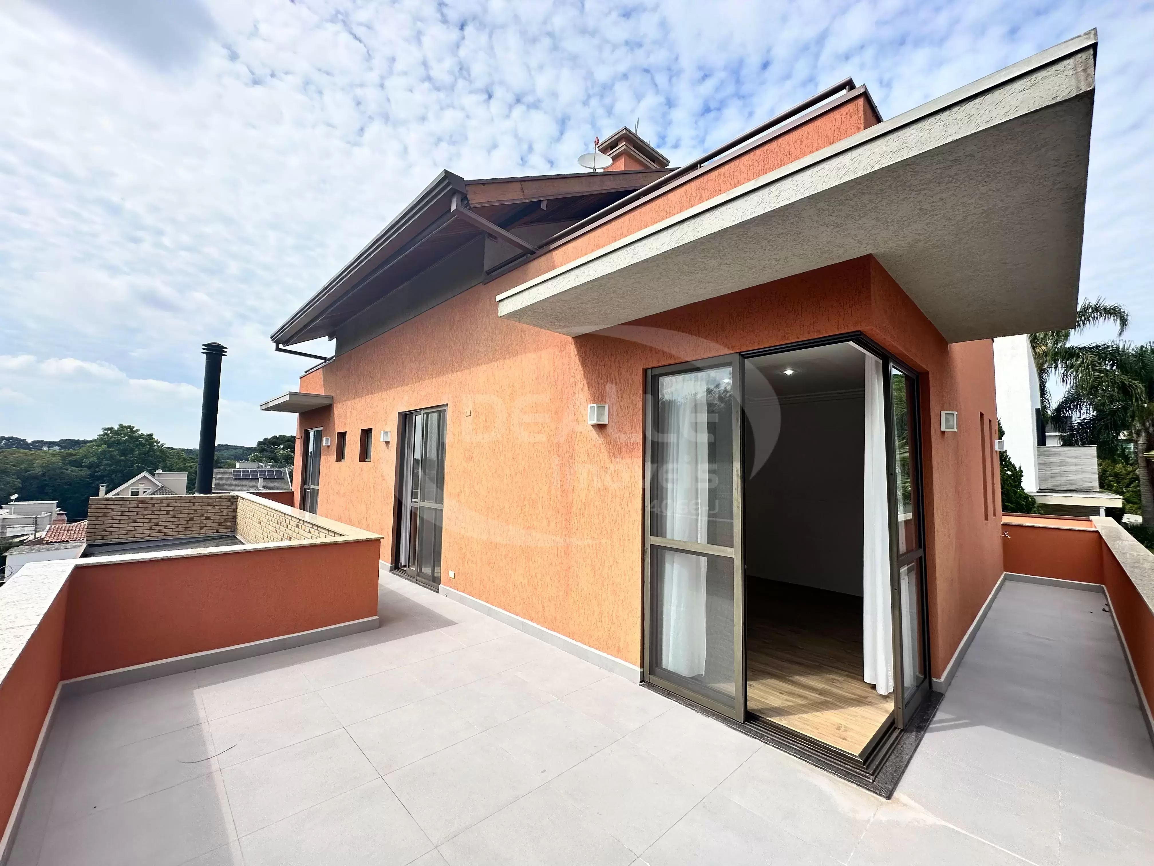 Cond. Giardino de Lucca