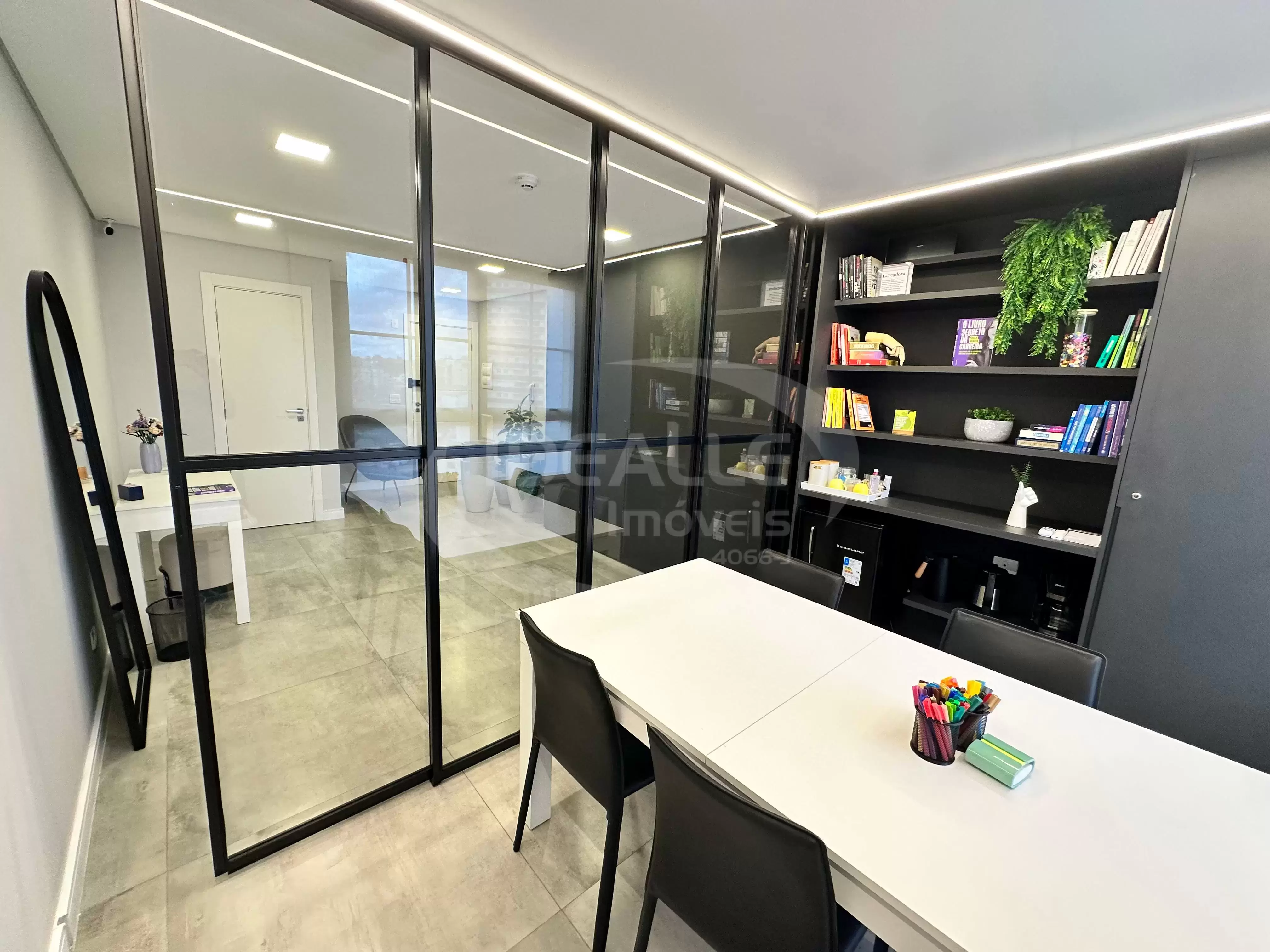 Ed. Time Work Station Office