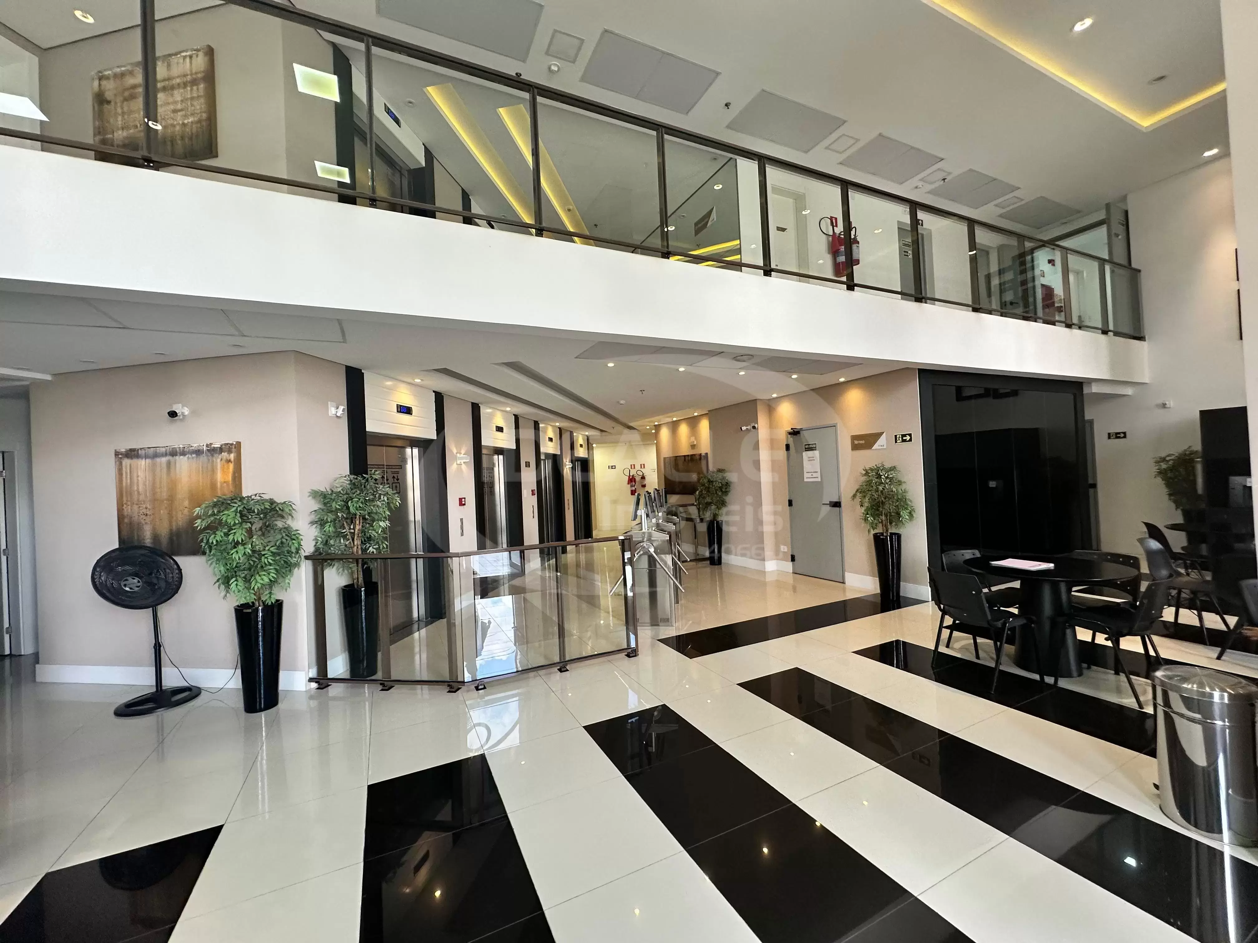 Ed. Time Work Station Office