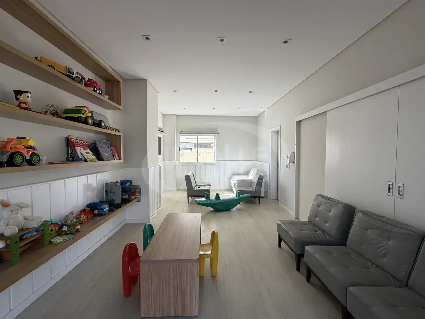 Ed. Breezer Ecoville