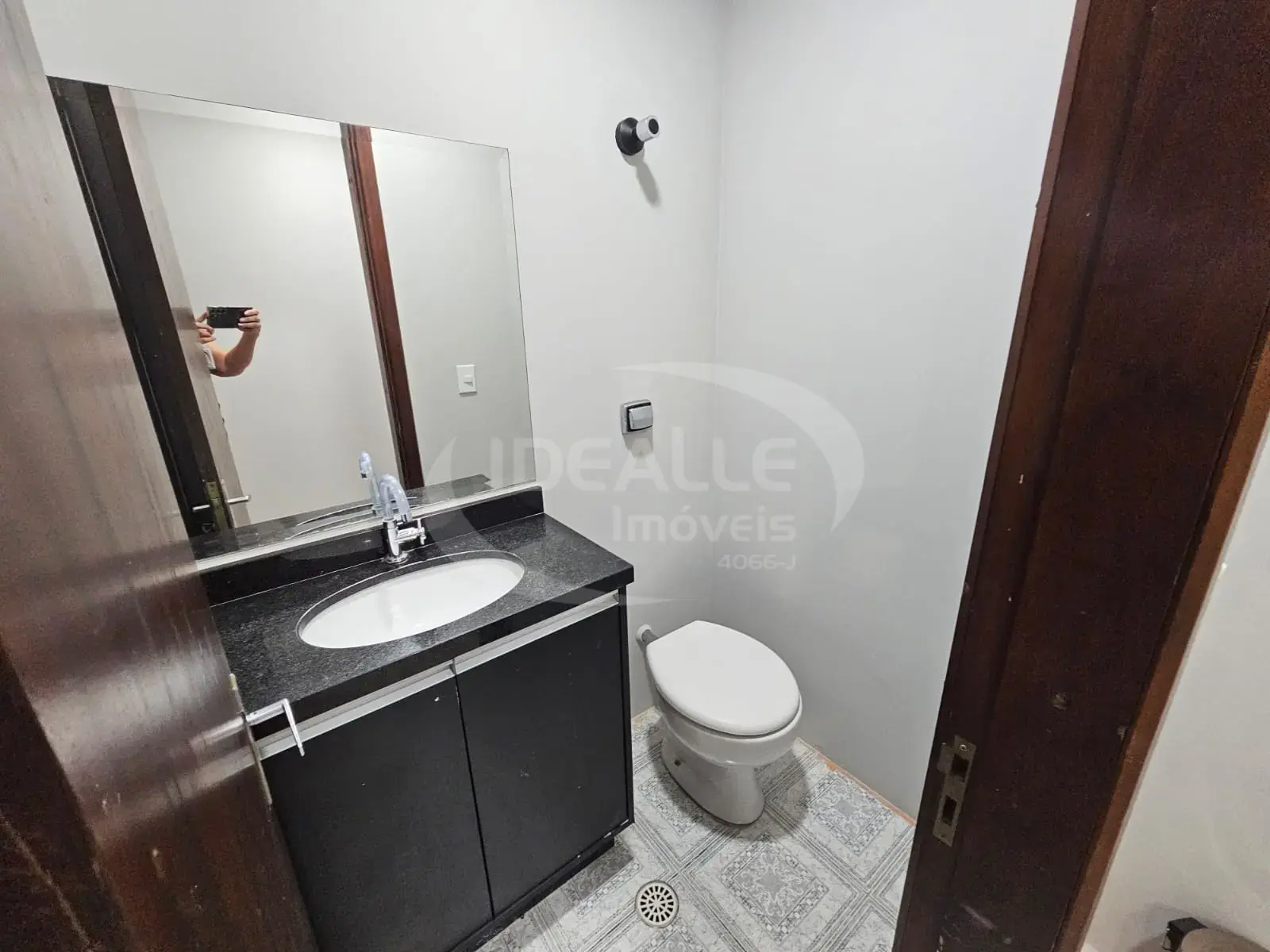 Loja Centro Comercial SMR Center