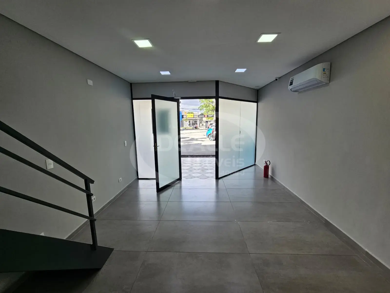 Loja Centro Comercial SMR Center