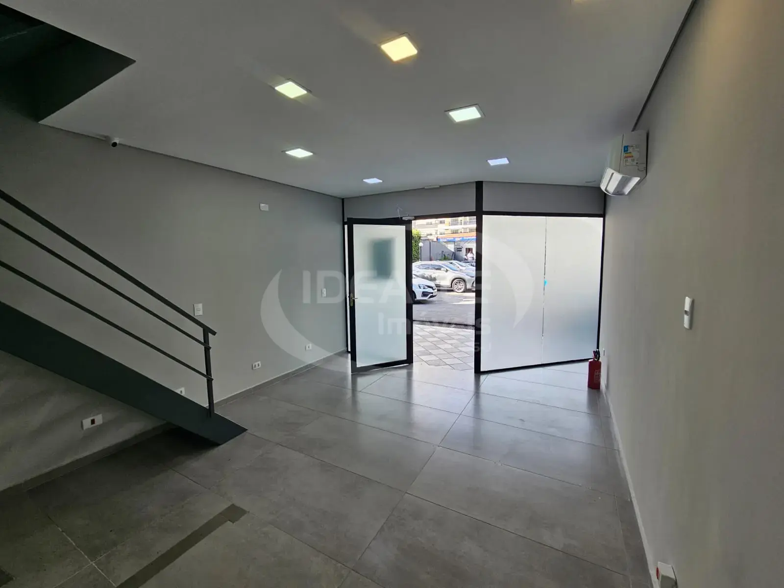 Loja Centro Comercial SMR Center