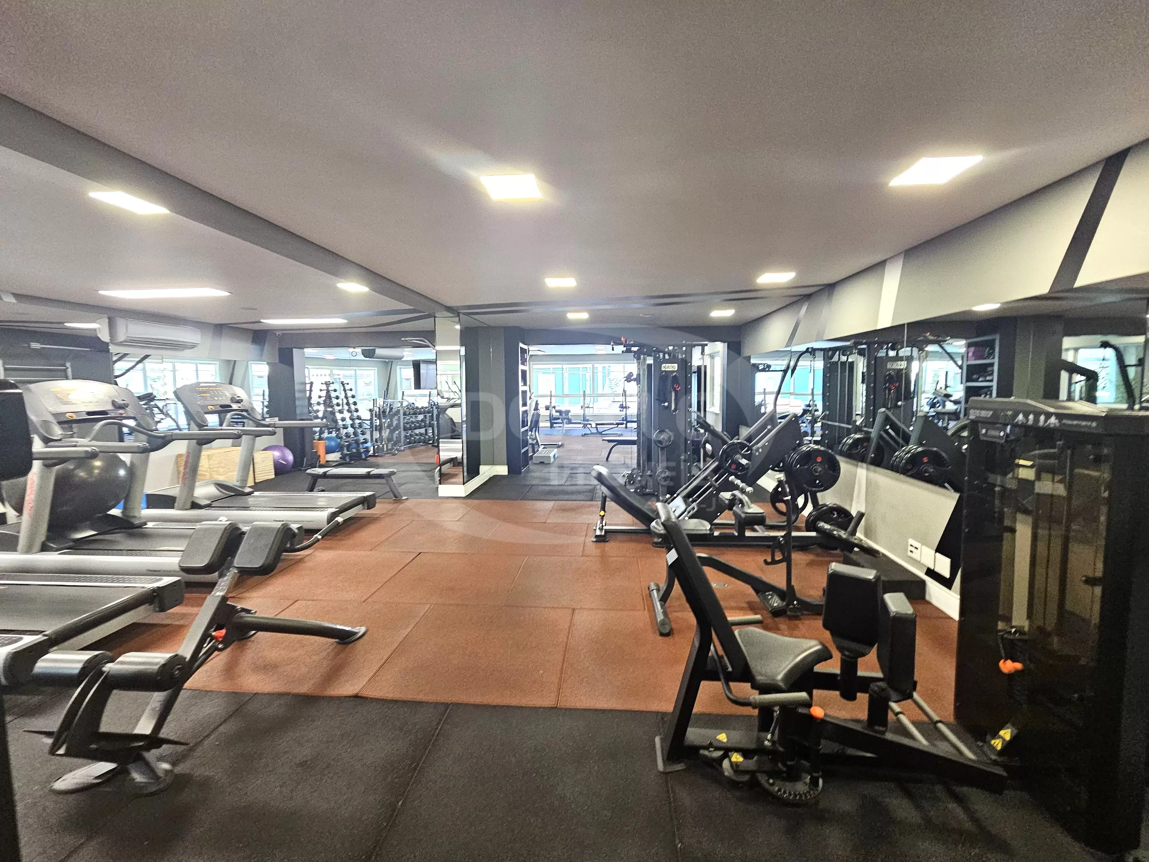 Ed. Elegance Condominium