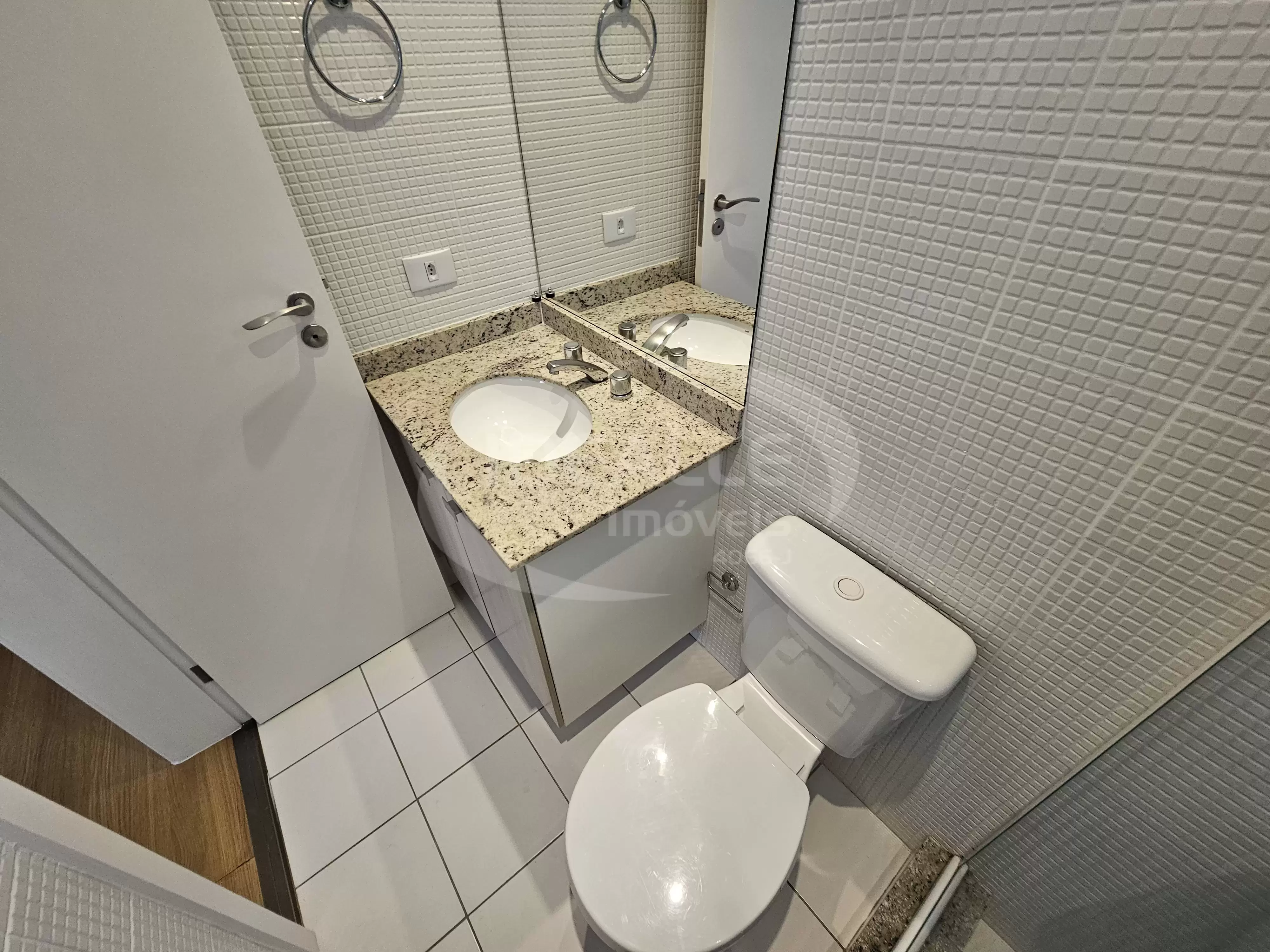 Ed. Breezer Ecoville