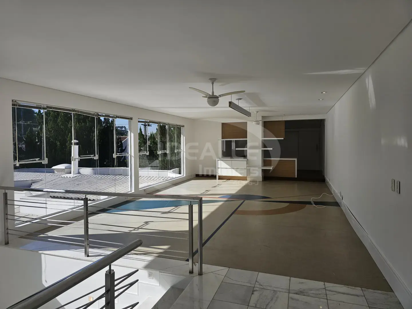 Cond. Beverly Hills