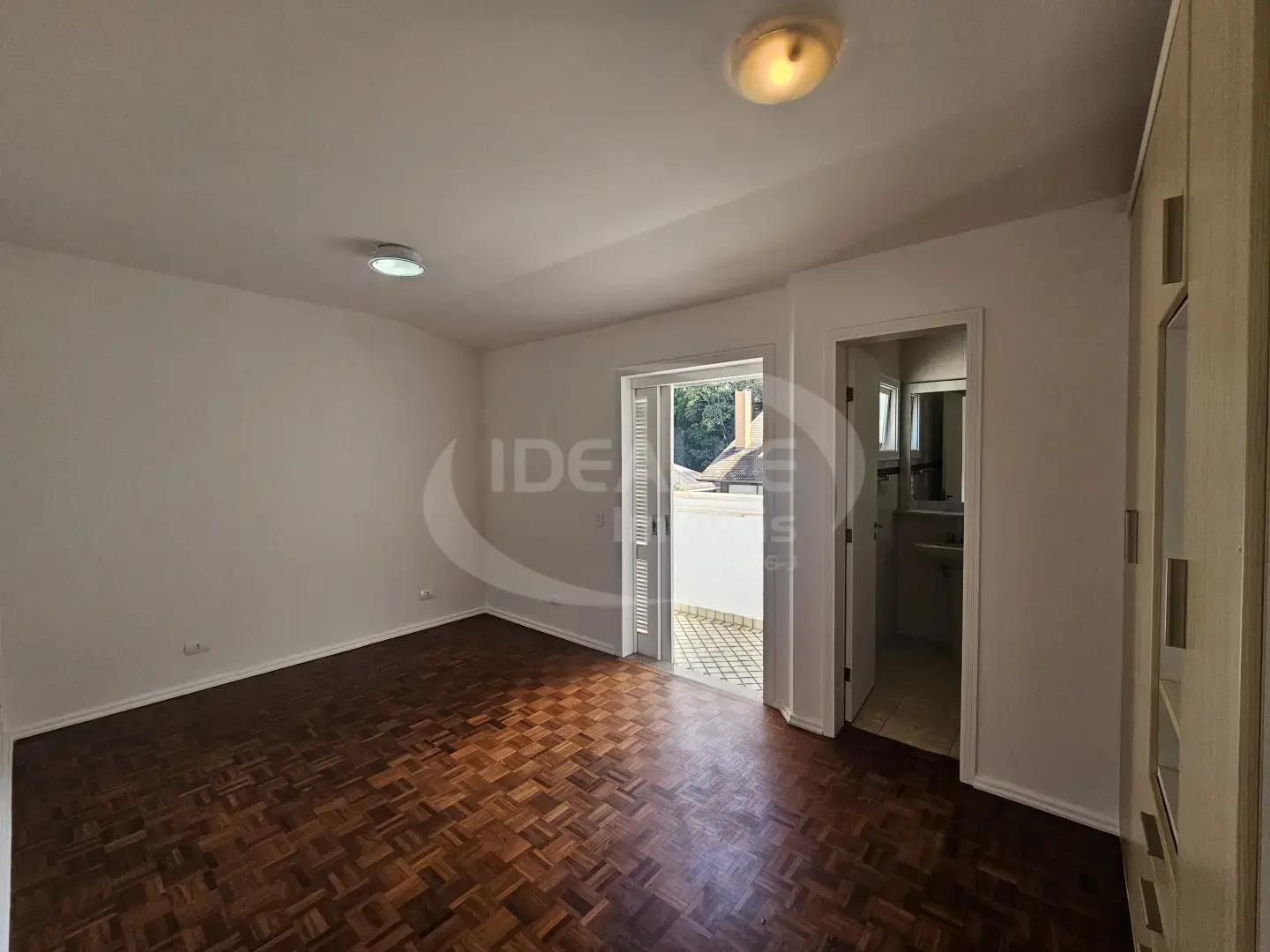 Cond. West Side I