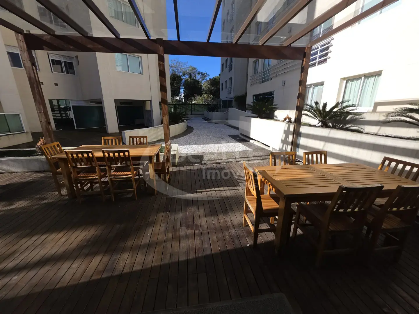 Ed. Residencial Joy