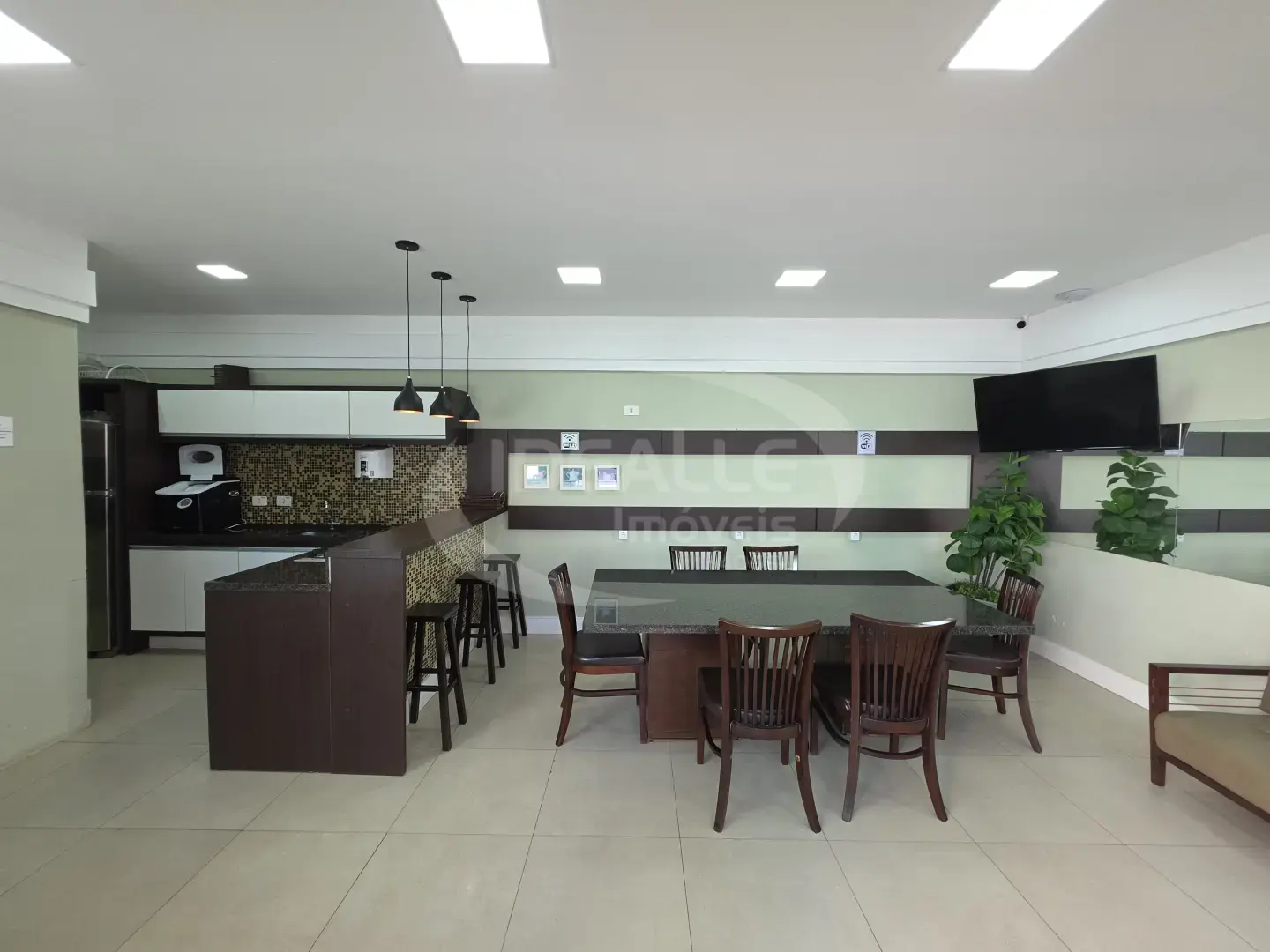 Ed. Residencial Joy